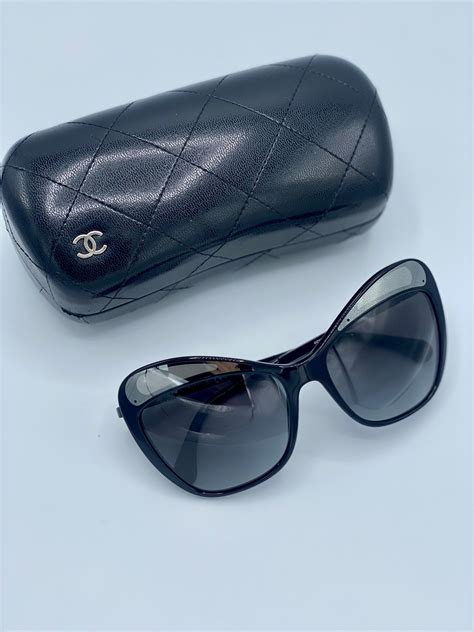 CHANEL 5377 Limited. Butterfly Sunglasses. 18k GOLD Mirrored 